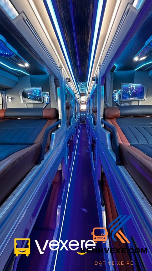 Hình ảnh xe Bốn Luyện Express tuyến Kiên Giang - Nha Trang xuất bến lúc 09:00 - 14:00