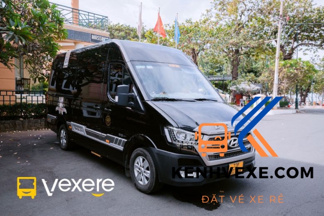 Bến xe khách nhộn nhịp