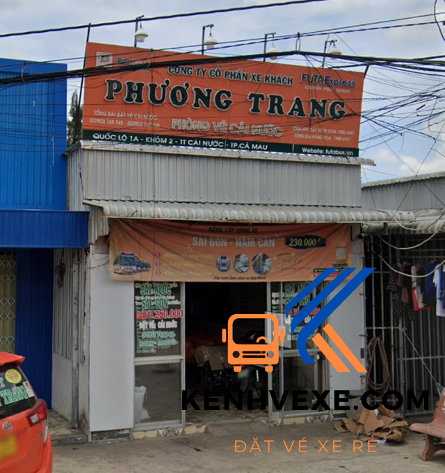 Xe Phương Trang đón khách tại văn phòng Cái Nước Cà Mau