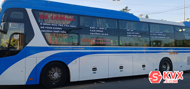 Nội thất tiện nghi của xe Bá Lâm