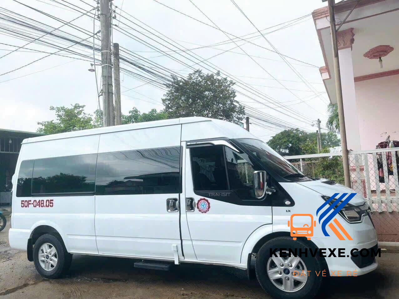 Xe 16 chỗ Đồng Hiệp linh hoạt đón trả khách