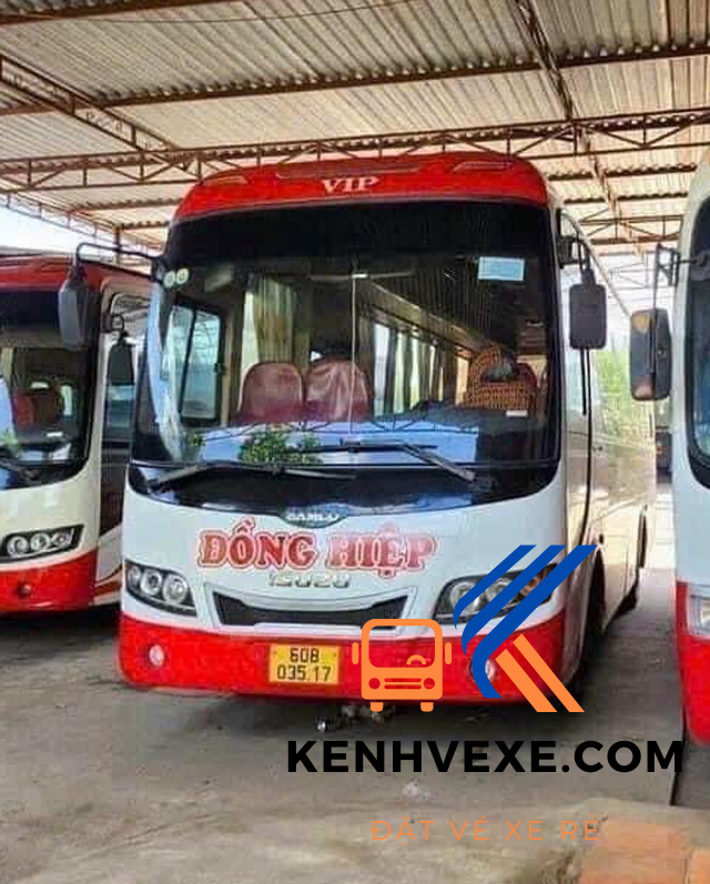 Nhà xe Đồng Hiệp phục vụ tuyến Tân Phú đi Miền Đông