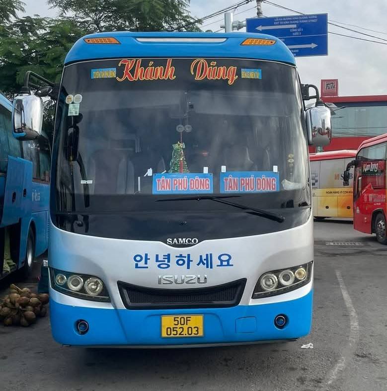 Tổng đài xe khách Khánh Dũng hỗ trợ 24/7