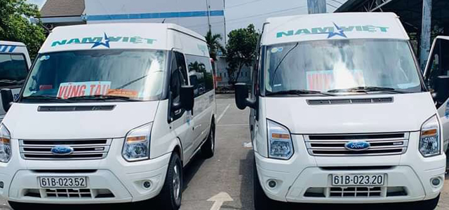 Nội thất xe Nam Việt rộng rãi và sạch sẽ