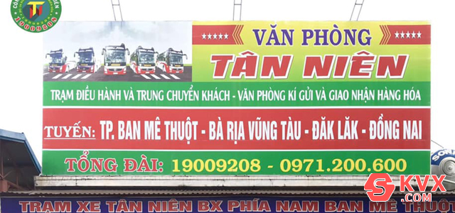 Xe Tân Niên nhận ký gửi hàng tại Bến xe Phía Nam Buôn Ma Thuột